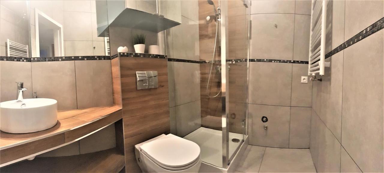 Apartament B&f Business&family *